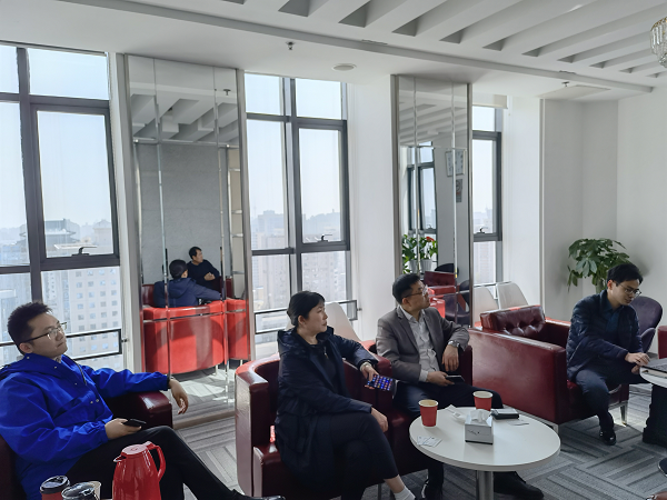 喀斯玛无锡科创中心组织无锡市城际铁路惠山站区管委会副主任张建军一行来京对接项目